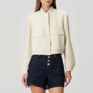 Beige large pocket short women's jacket