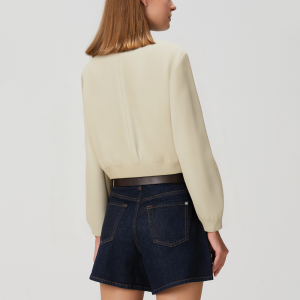 Beige large pocket short women's jacket
