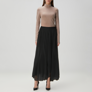 Black simple pleated loose women's skirt