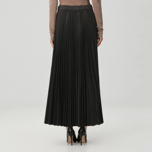Elegant and versatile black women's skirt