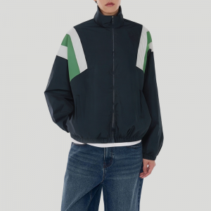 Lightweight breathable loose men's jacket