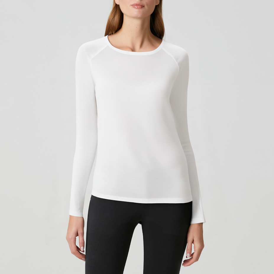 Casual white comfortable women's long-sleeved shirt