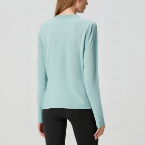Soft round neck lightweight women's long sleeves